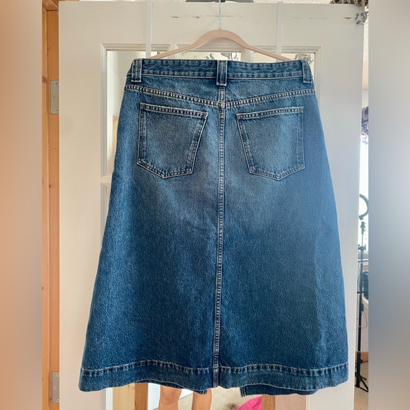 Size 29 KHAITE midi denim Charlene skirt, barely worn, zip fly, front slit - Picture 5 of 7